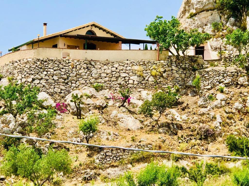 B&B Tenuta La Puntara Кальтаниссетта Экстерьер фото